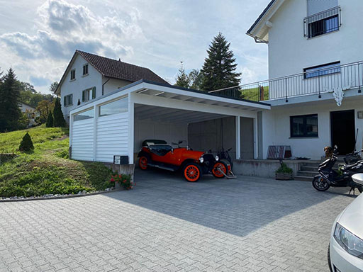 Oldtimer-Carport